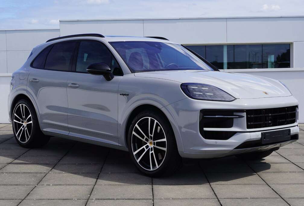 Porsche E-hybride NIEUW/22\