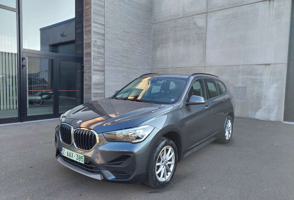 BMW FACELIFT AUTOMAAT - NAVI- CRUISE- PDC-12M GARANTIE