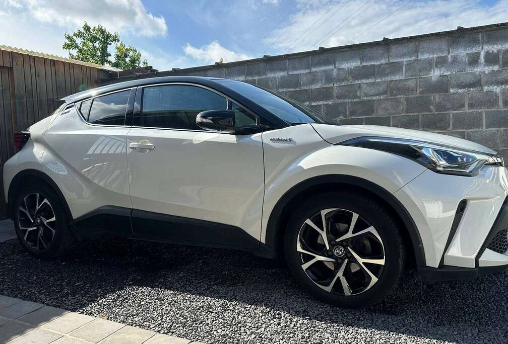 Toyota 2.0i Hybrid Keyless Led Navi Leder ACC Full Option