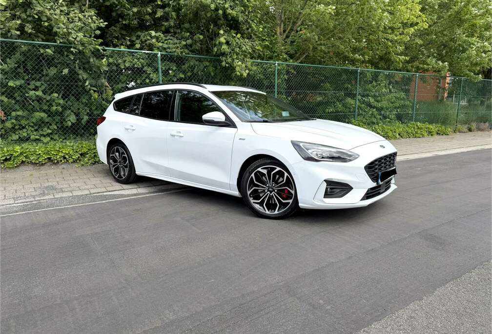 Ford ST-Line X Autmaat Gekeurd Voor Verkoop