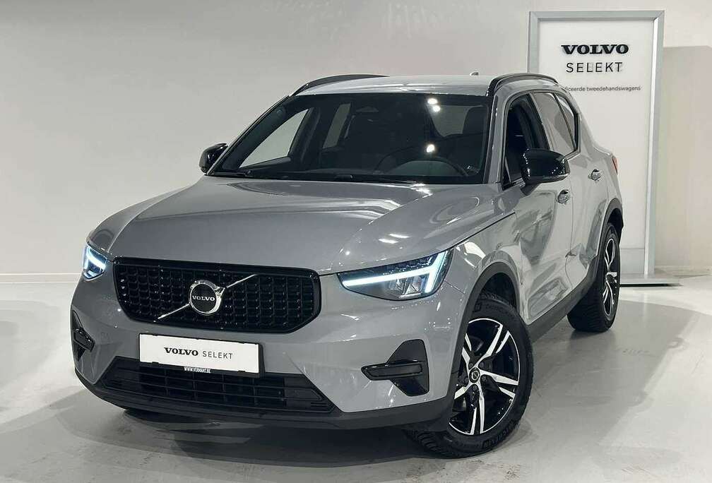 Volvo B3 Mild hybrid  Dark Plus