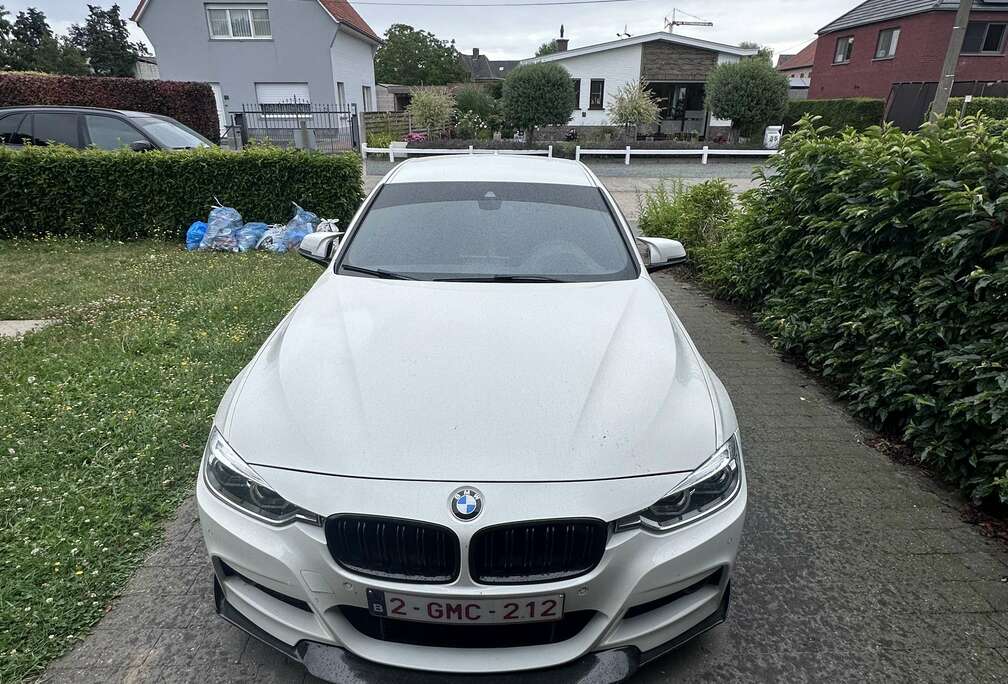 BMW 330eA Plug-In Hybrid