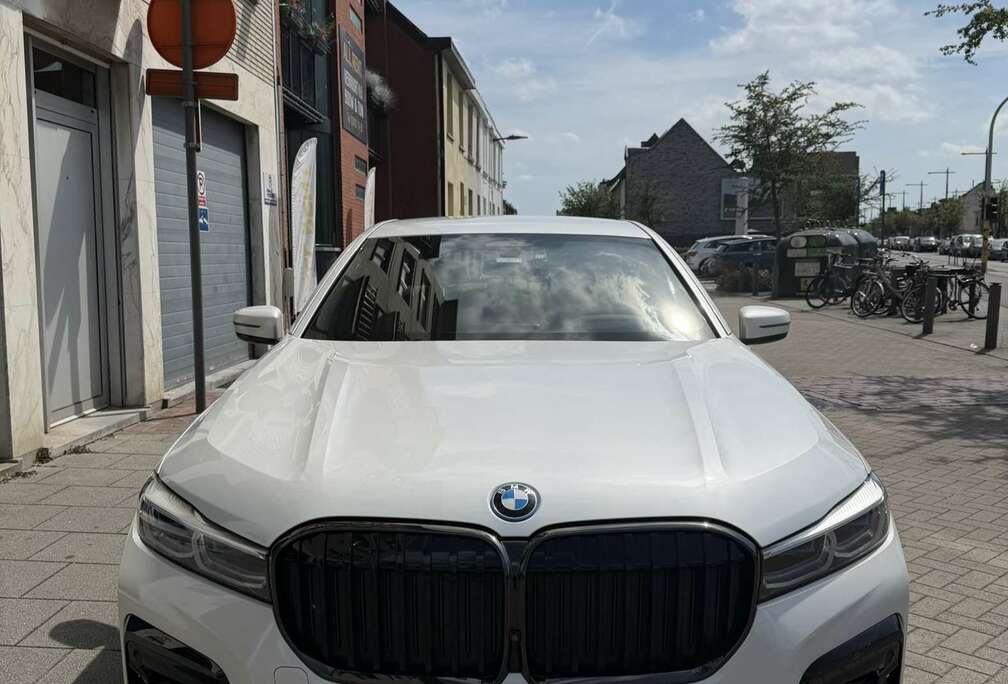 BMW 745eA PHEV OPF (EU6AP)