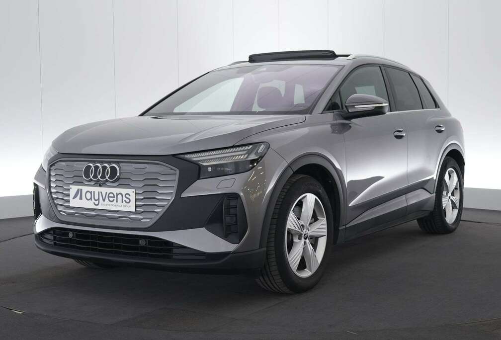 Audi 40 Attraction Platinum LEDER/CUIR Matrix LED GPS PDC CAM Pano Keyless Sonos Heat-Pump Verw. Zetels ACC Trekhaak