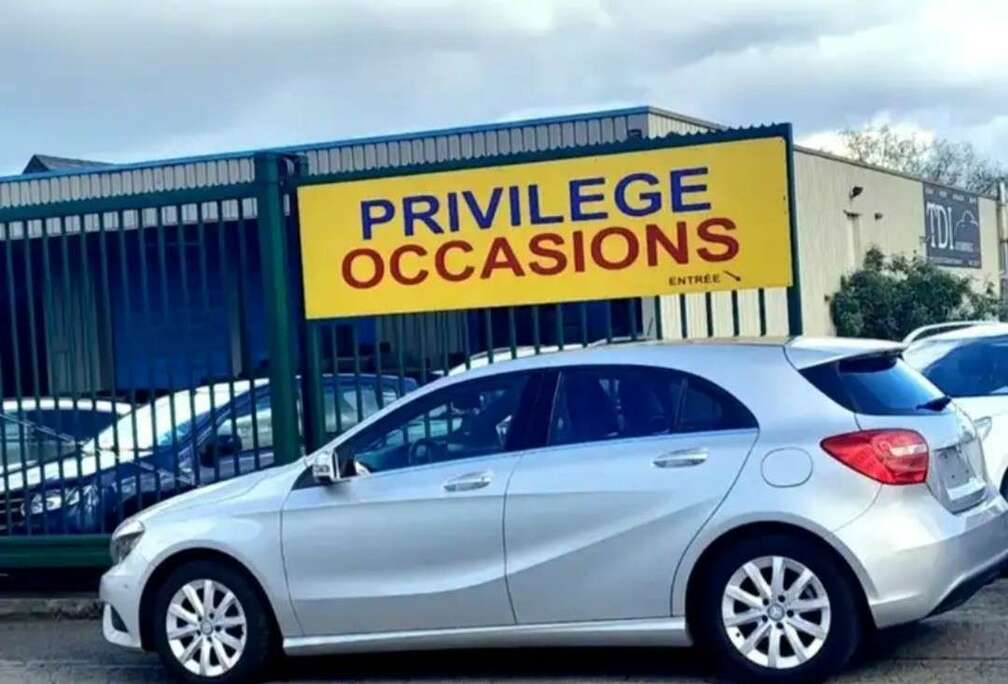 Mercedes-Benz CDI SPORT Edition 110cv 6v 1/2 cuir GPS JA CAPTEUR