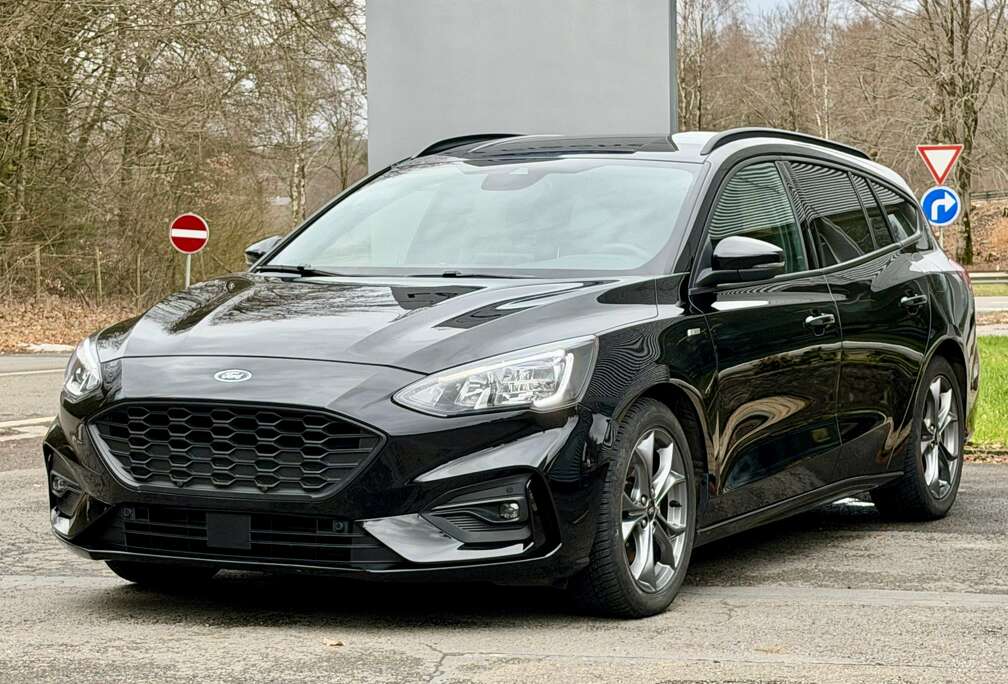 Ford Focus Clipper 1.0 EcoBoost MHEV ST-Line