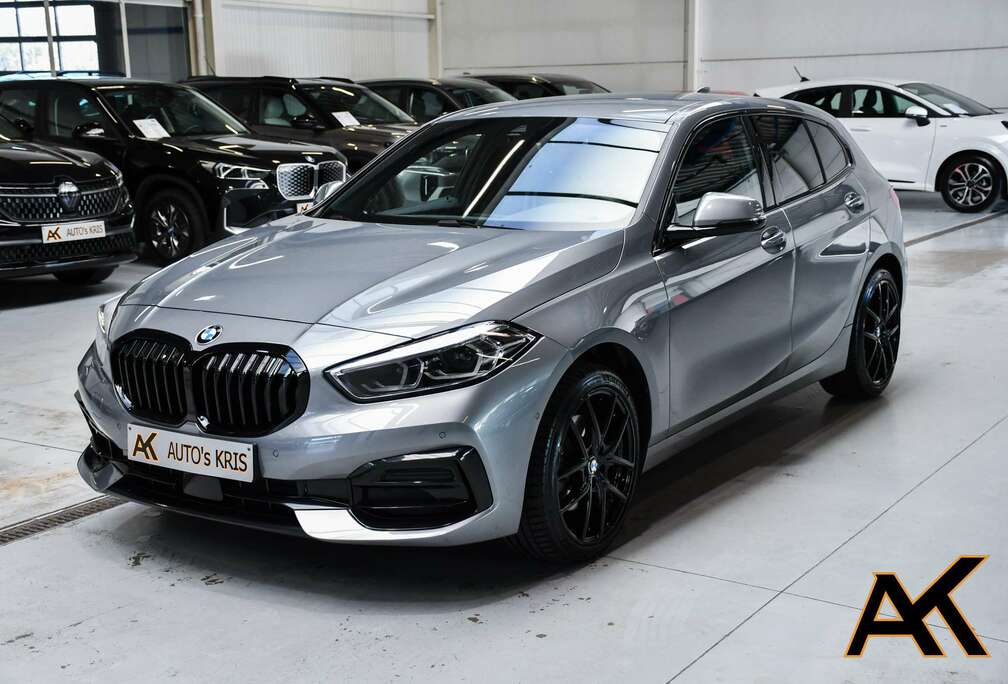 BMW 118iA Sport Automaat - NAVI / CAMERA / SMARTLINK