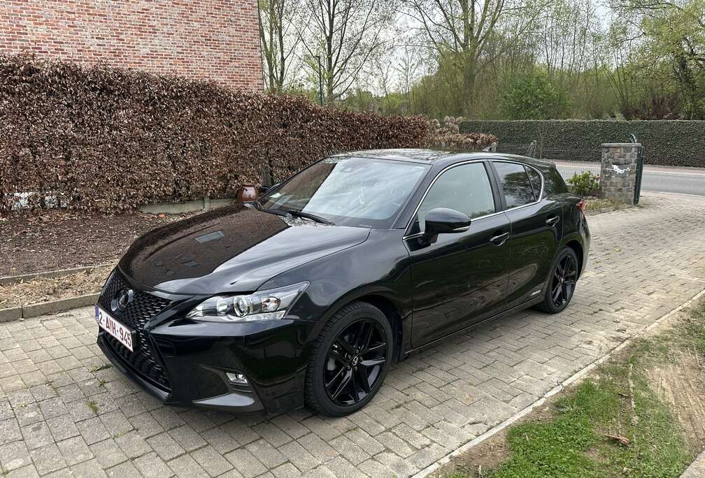Lexus