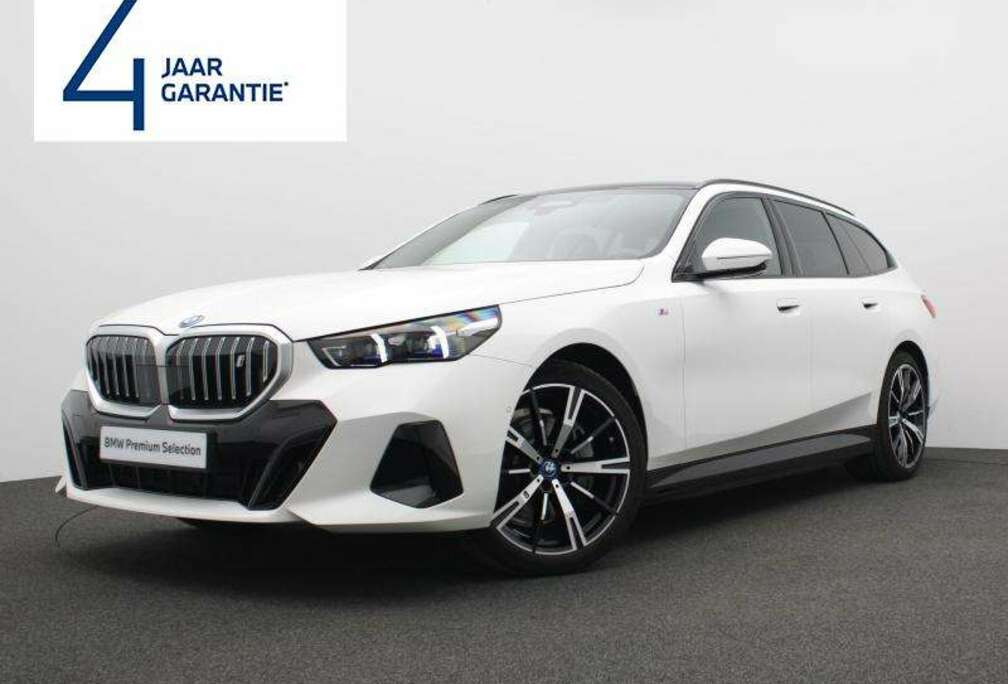 BMW M SPORT - PANODAK - BOWERS & WILKINS