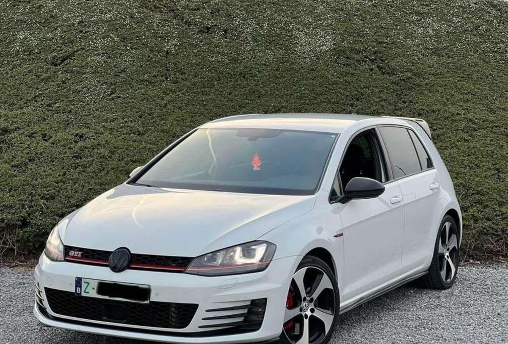 Volkswagen 2.0 TSI Performance DSG