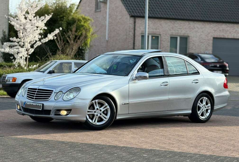 Mercedes-Benz E 200 CDI Avantgarde Full Option Facelift