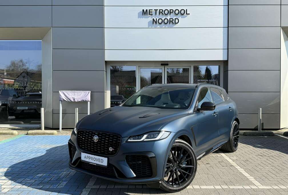 Jaguar P550 SVR// Speciale Paint