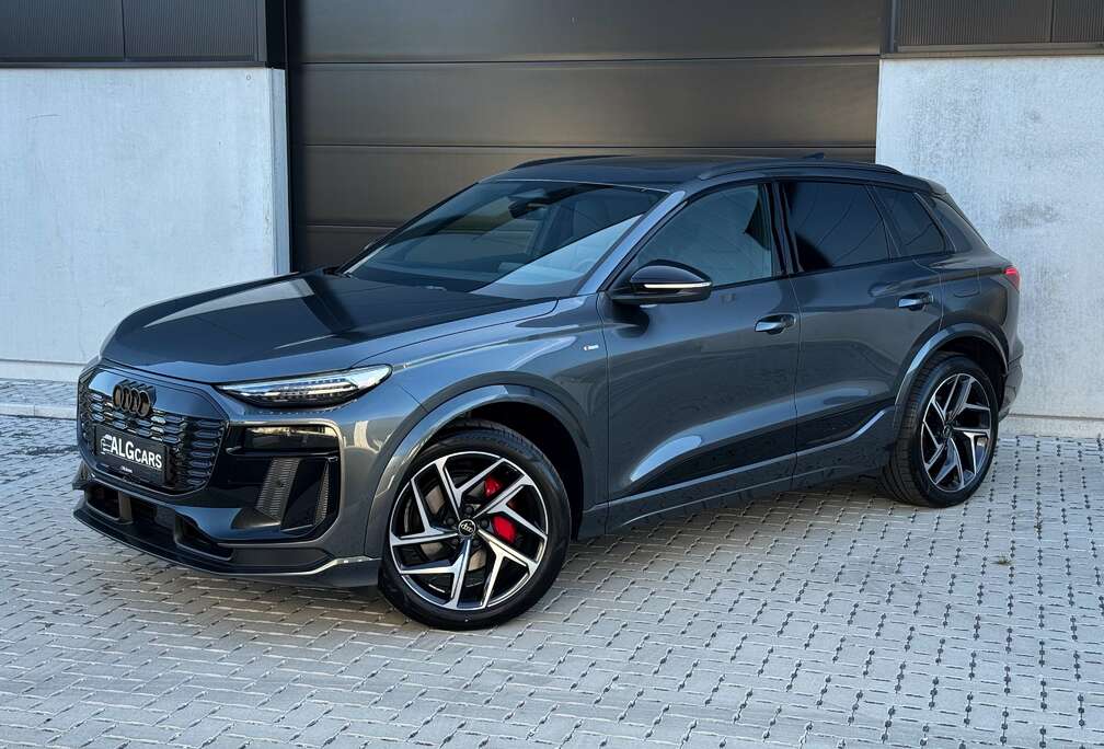 Audi Performance S line Black Edition / NIEUW / Pano / Leder / Trekhaak / 360 / TOP!