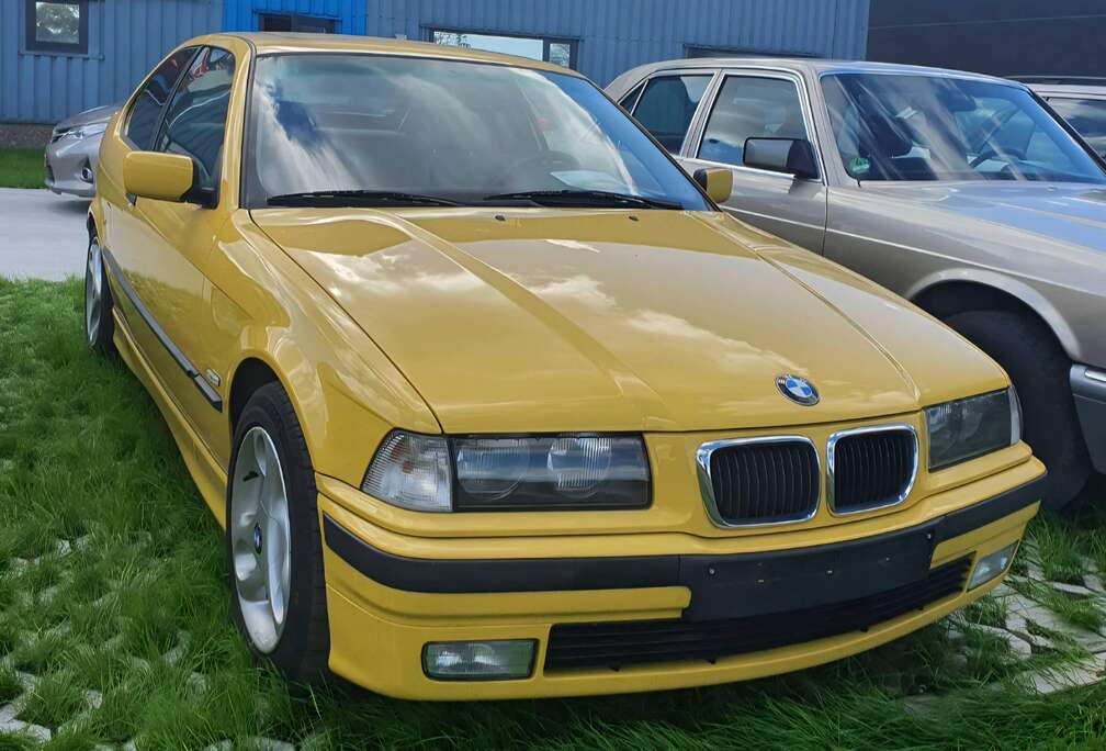 BMW E36 compact