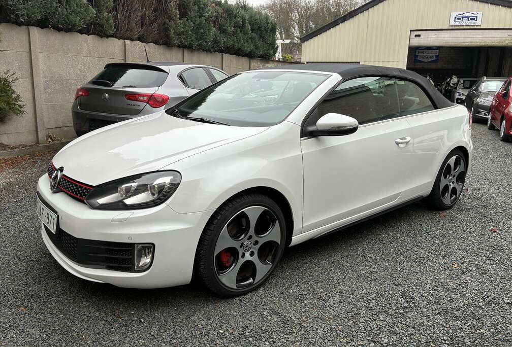 Volkswagen Golf GTI Cabriolet 2.0 TSI DSG