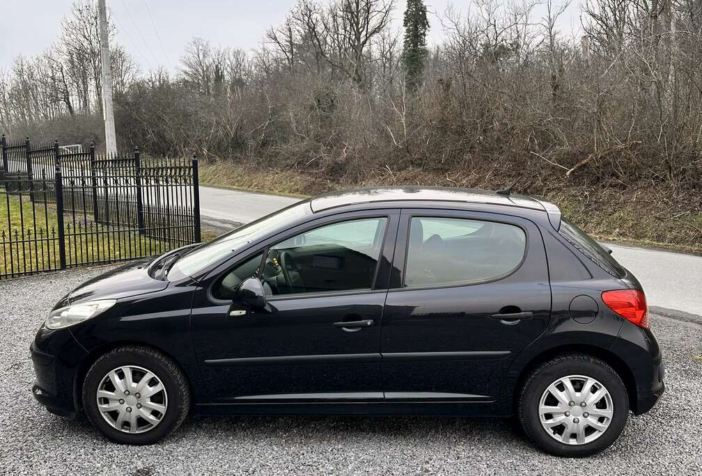 Peugeot 1.4i  Lez Oke Benzine 2008