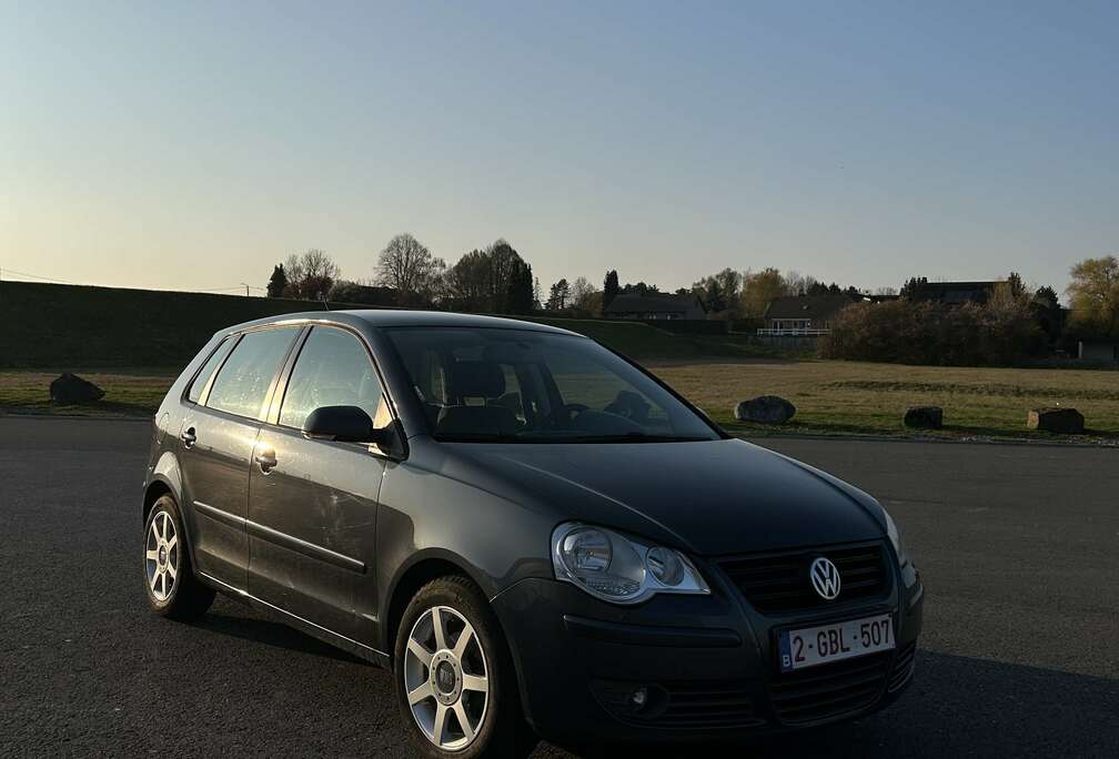 Volkswagen 1.4i 16v Base