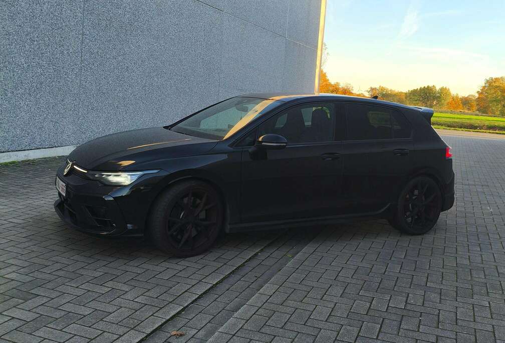 Volkswagen Golf Variant R 2.0 TSI 4Motion DSG