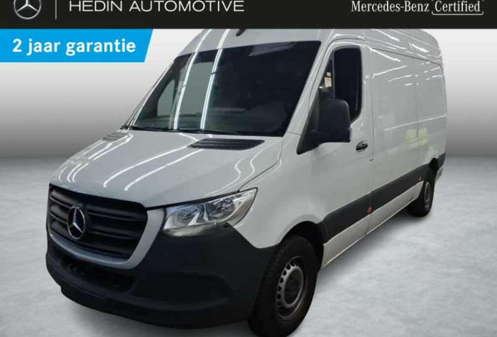 Mercedes-Benz 317 CDI GB L2 RWD 9G-TRONIC 3.5T  Navigatie  Cru