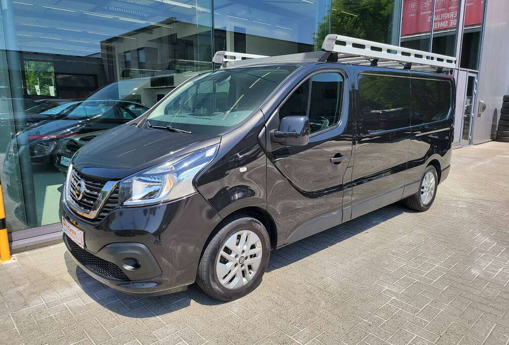 Nissan 2.0 dCi  2020  80.753 km  Automaat  Ladder  Navi  Camera  Cruise Control  Airco