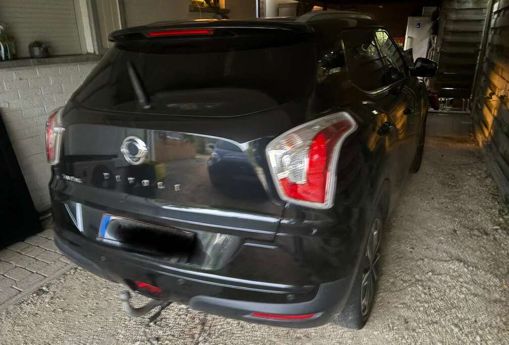 SsangYong Tivoli 1.6i e-XGi 2WD Quartz