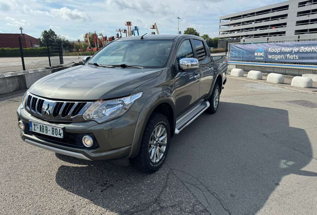 Mitsubishi 2.4 DI-D 4WD Instyle (EU6)
