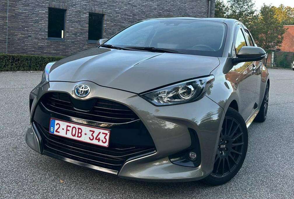 Toyota Toyota yaris 1.5i VVT i Dynamic E CVT