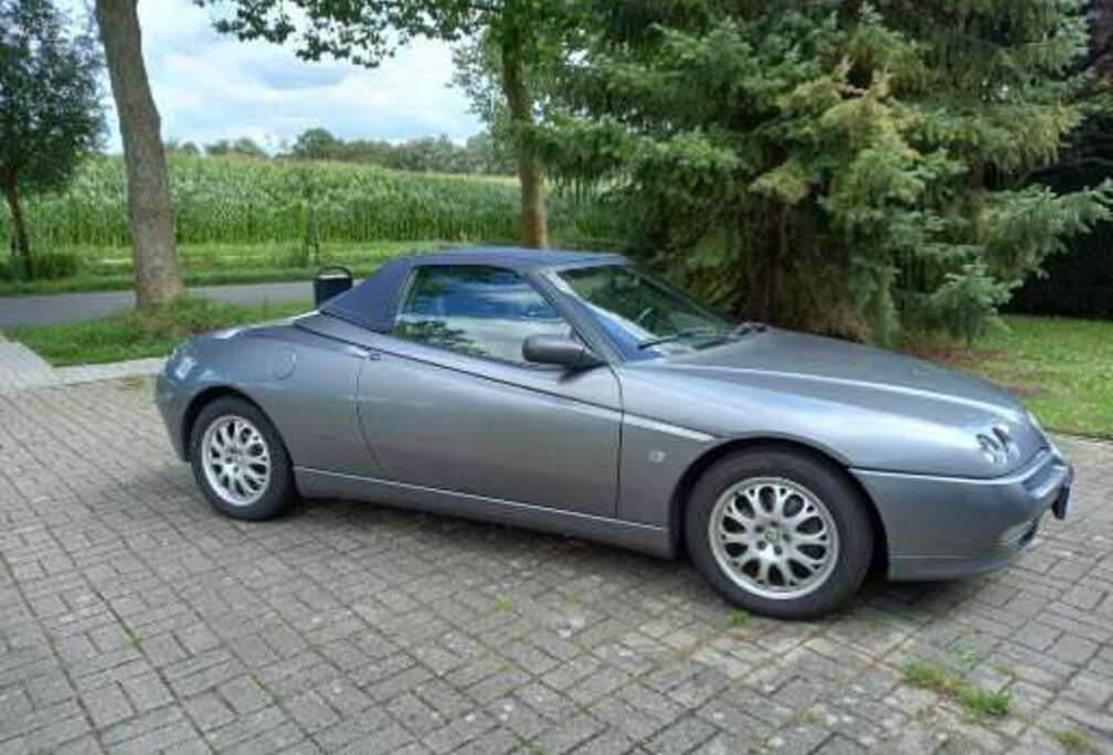 Alfa Romeo Spider 2.0 Twin Spark