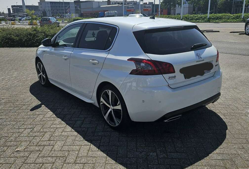 Peugeot PureTech 130 GPF Stop & Start Style