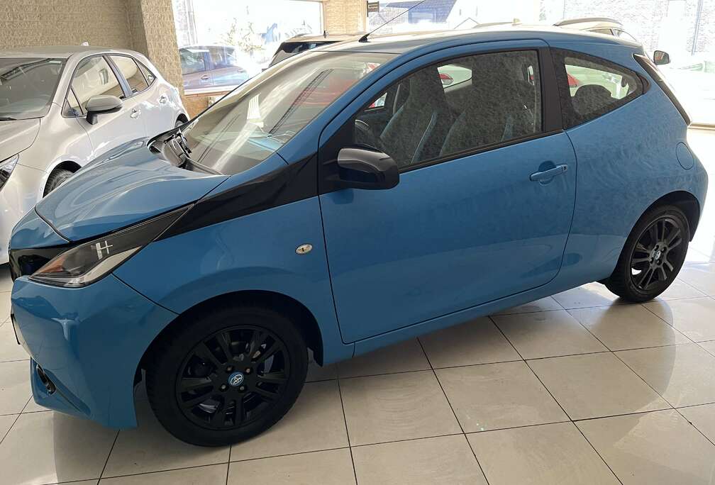 Toyota Aygo 1.0i VVT-i x-cite
