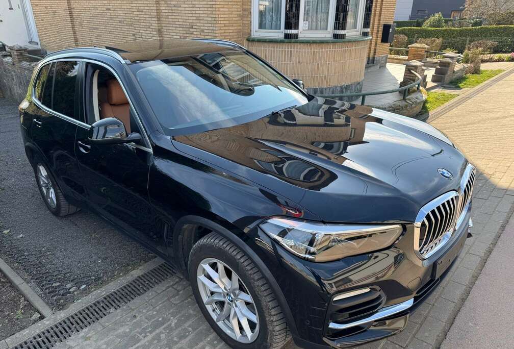 BMW xDrive45e 394 ch BVA8 xLine 37gr/Co2