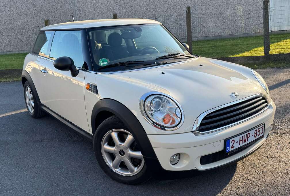 MINI Mini 1.4i One * Gekeurd Voor Verkoop *
