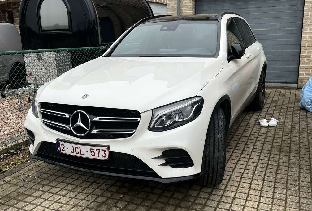 Mercedes-Benz d 4Matic 9G-TRONIC AMG Line