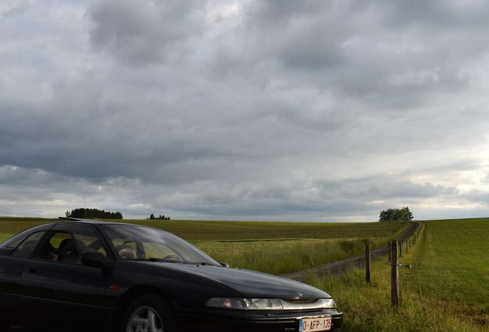 Subaru 3.3i AWD