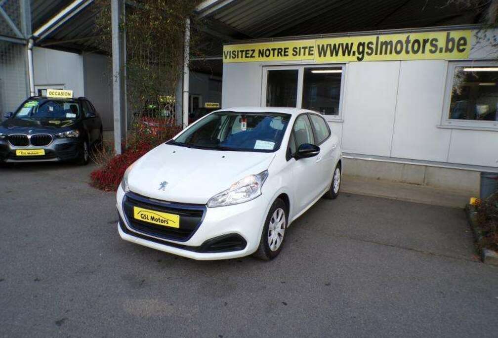 Peugeot 1.200i like 5portes 68cv Blanc 06/17 Radio USB