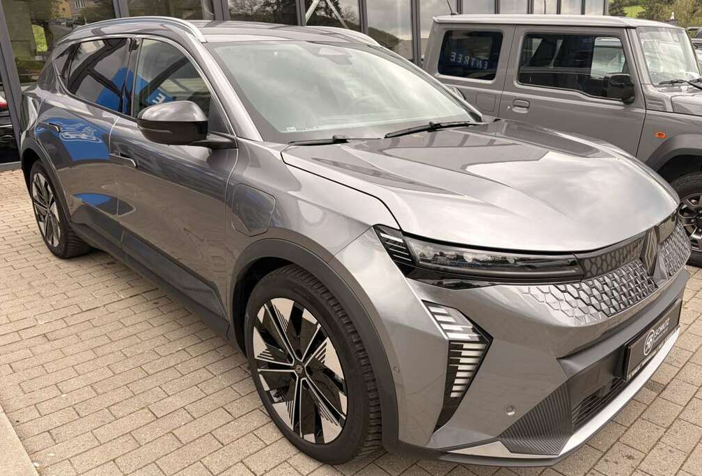 Renault E-Tech Electric 220 Long Range Techno