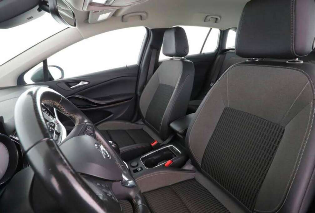Opel Astra Sports Tourer 1.2 Turbo Elegance S/S (EU6AP)