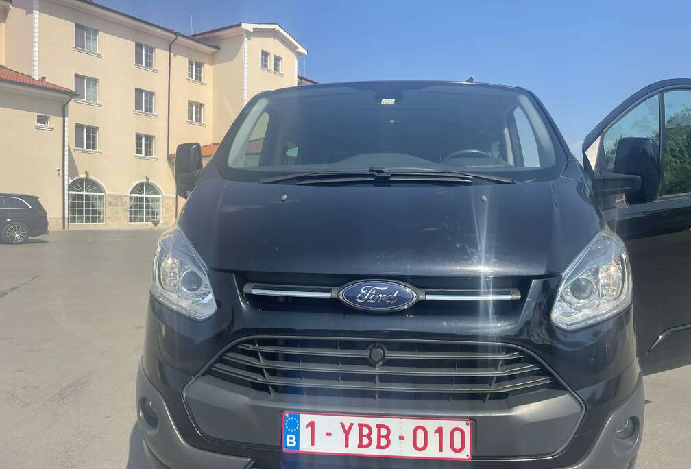 Ford 330 L2H1 VA Trend