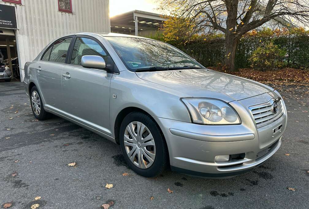 Toyota 2.0i VVT-i 16v D4 Linea Sol