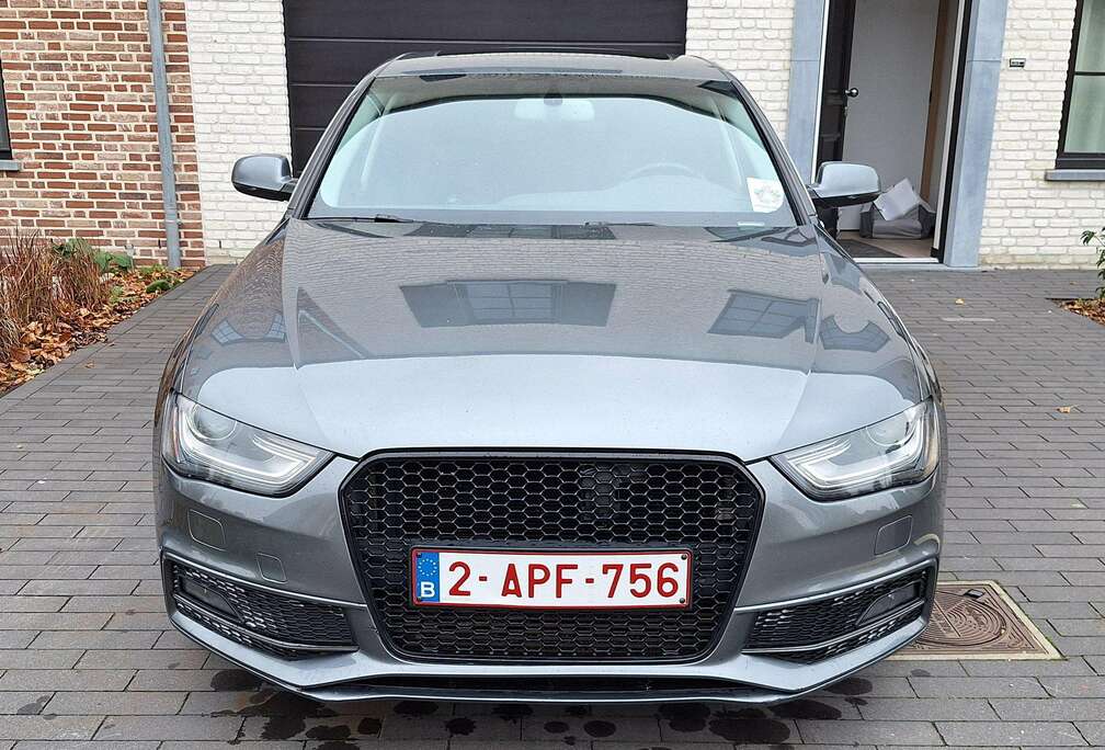 Audi A4 2.0 TFSI quattro S tronic S line Sportpaket