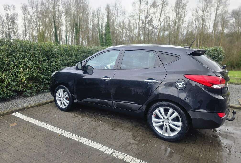 Hyundai 2.0 CRDi 4WD Automatik Premium