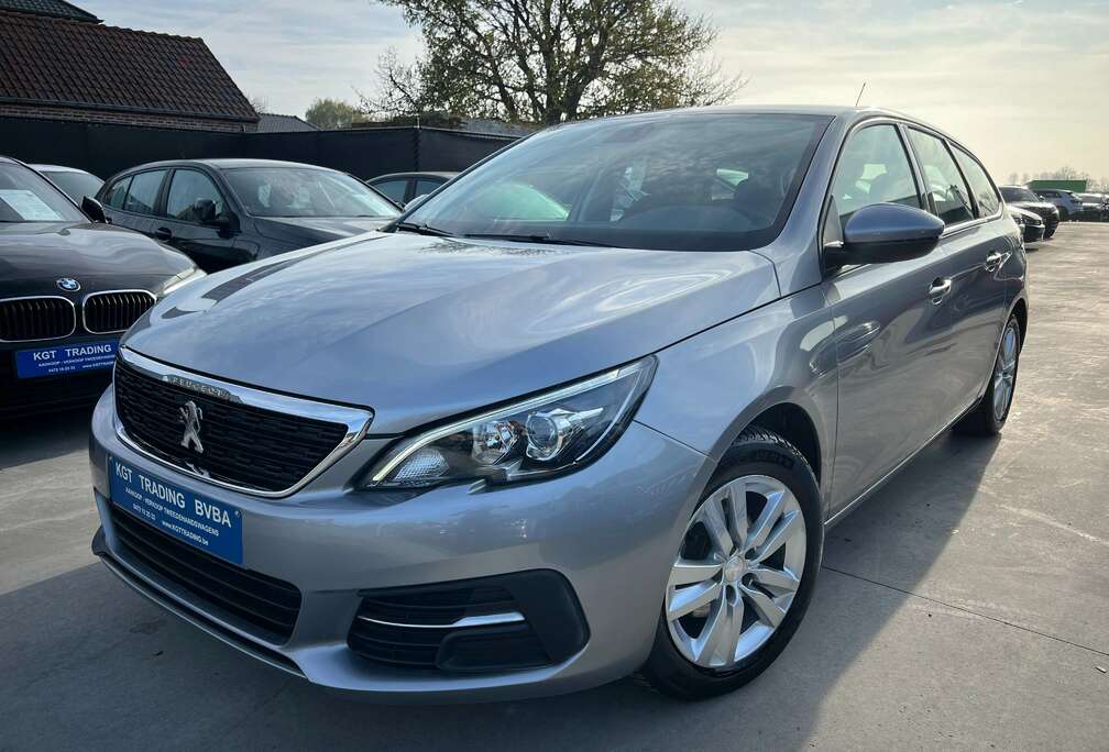 Peugeot SW 1.2i PURETECH AUTOMAAT NAVIGATIE PDC CARPLAY