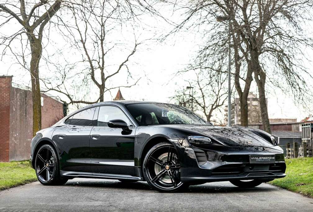 Porsche 4S SportDesign * Dual Screen * ACC * BOSE * BTW