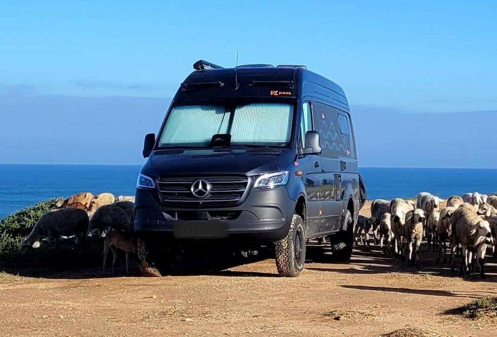 Caravans-Wohnm Sprinter Yucon 4X4  Fourgon aménagé permis B camping car