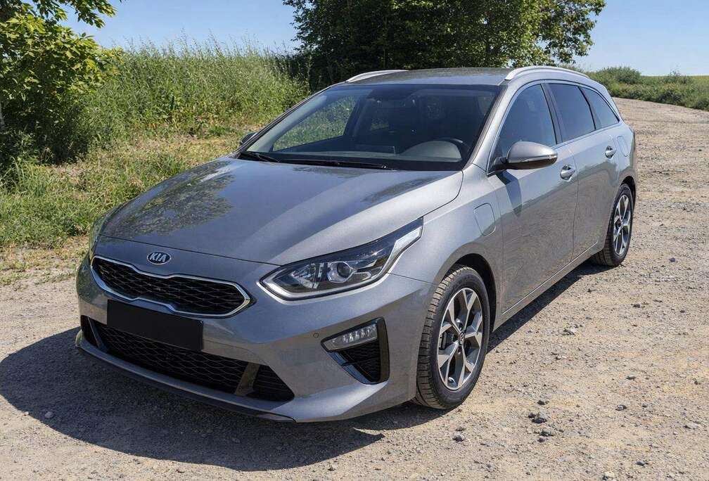 Kia Ceed SW 1.6 GDi PHEV Sense DCT