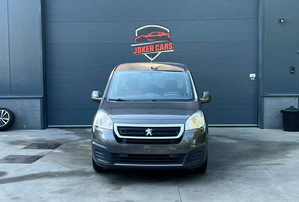 Peugeot Tepee 1.6i Airco Trekhaak CruiseControle