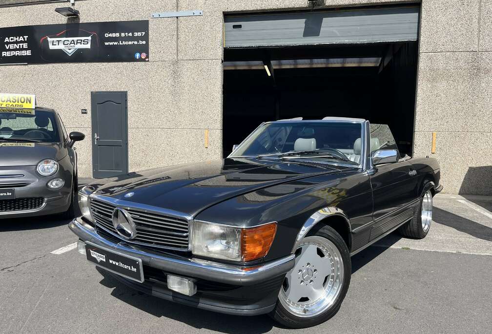 Mercedes-Benz R107