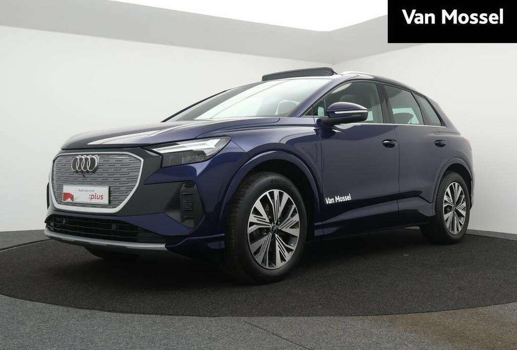 Audi Audi Q4 35 e-tron 125 kW // Panodak / Navi / Bluet