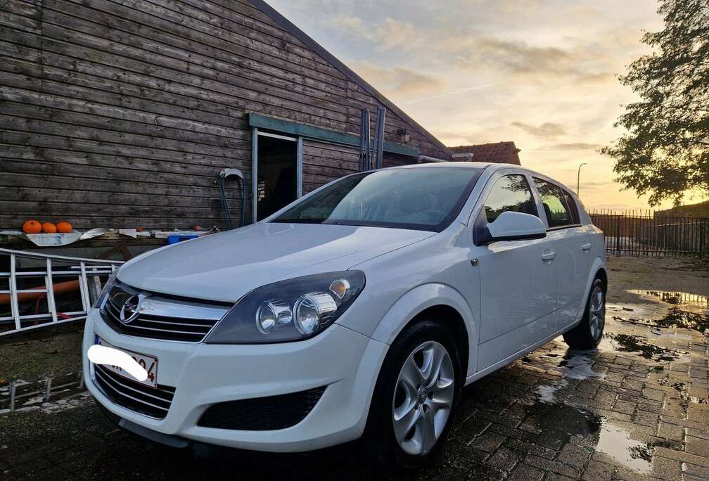 Opel 1.6 Edition