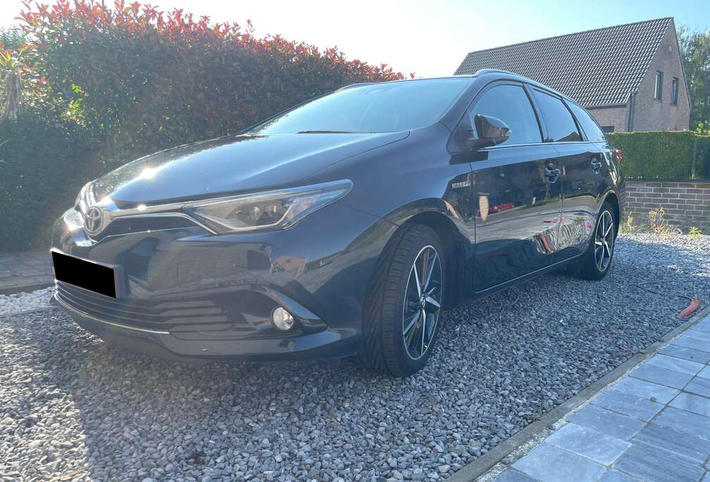 Toyota Auris 1.8 VVT-i Hybrid Automatik Team Deutschland